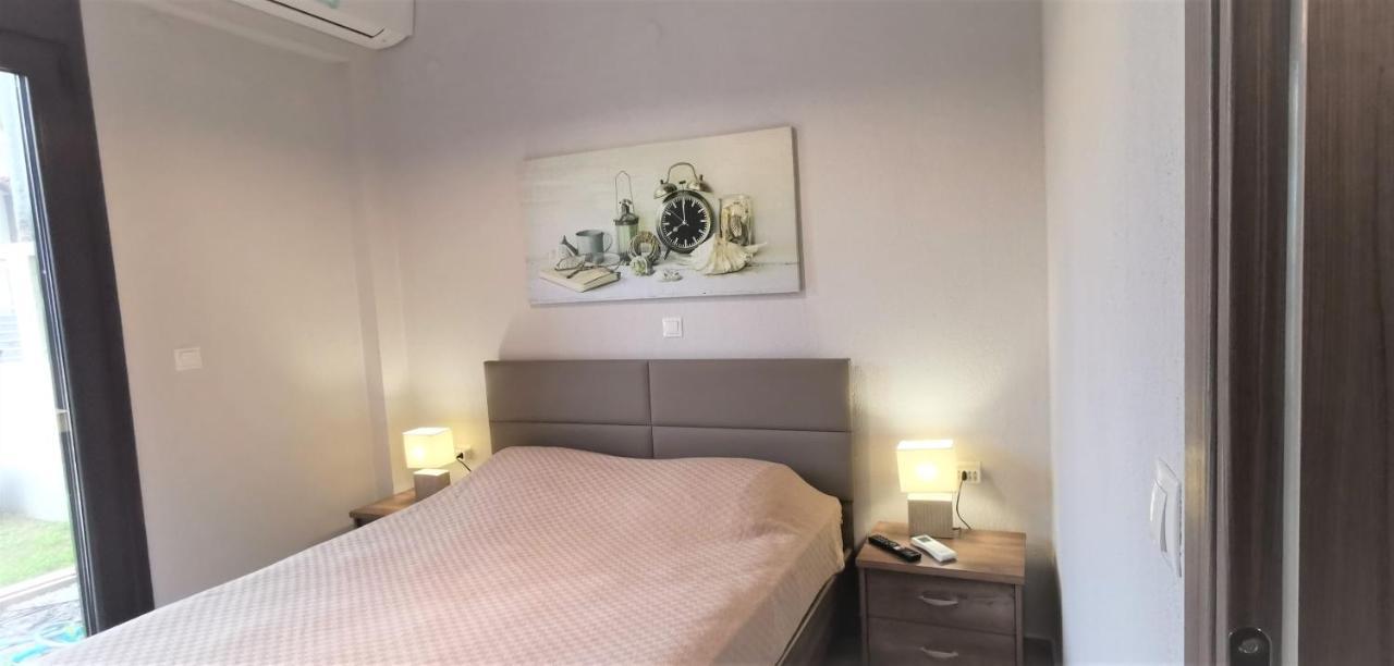 Nikiti Modern Villa Eksteriør billede