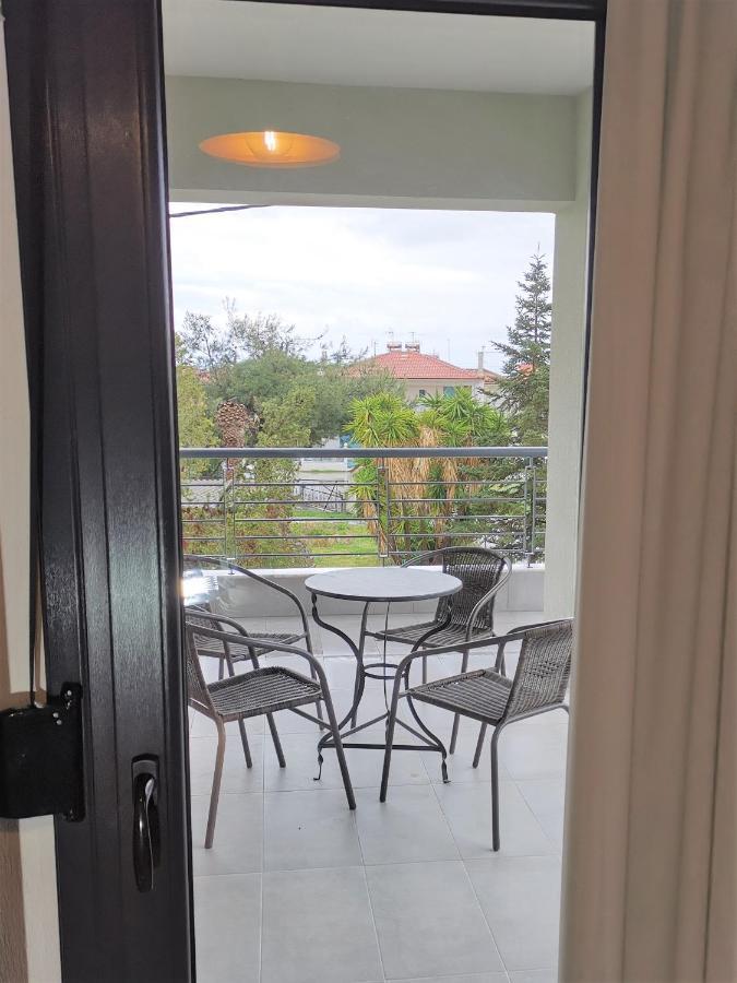 Nikiti Modern Villa Eksteriør billede