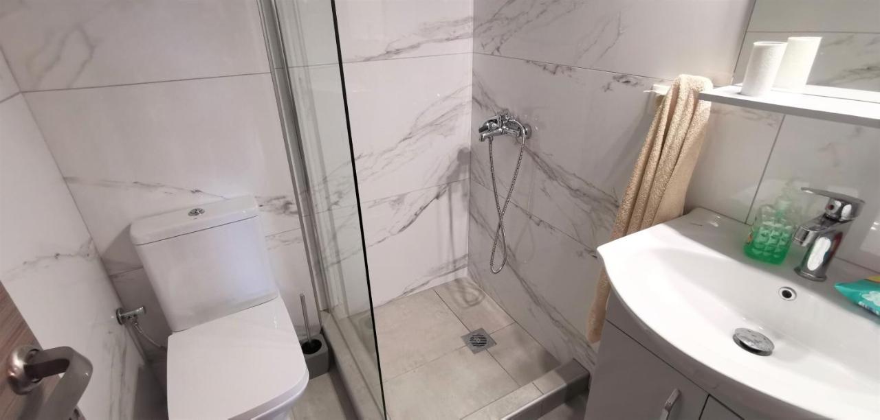 Nikiti Modern Villa Eksteriør billede
