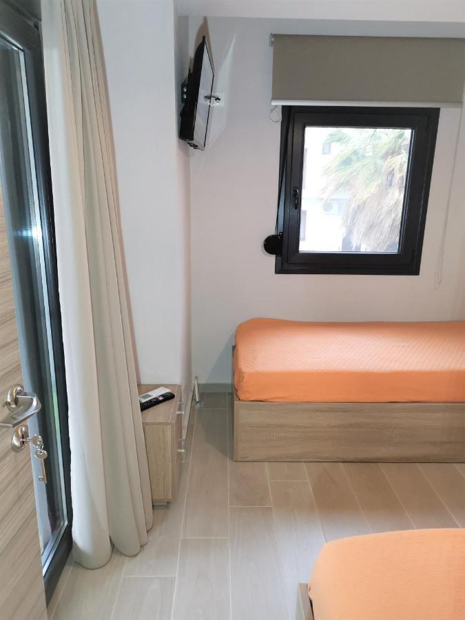 Nikiti Modern Villa Eksteriør billede